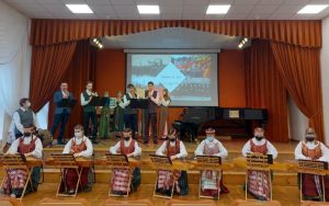 Alytaus muzikos mokykla švenčia Lietuvos nepriklausomybę
