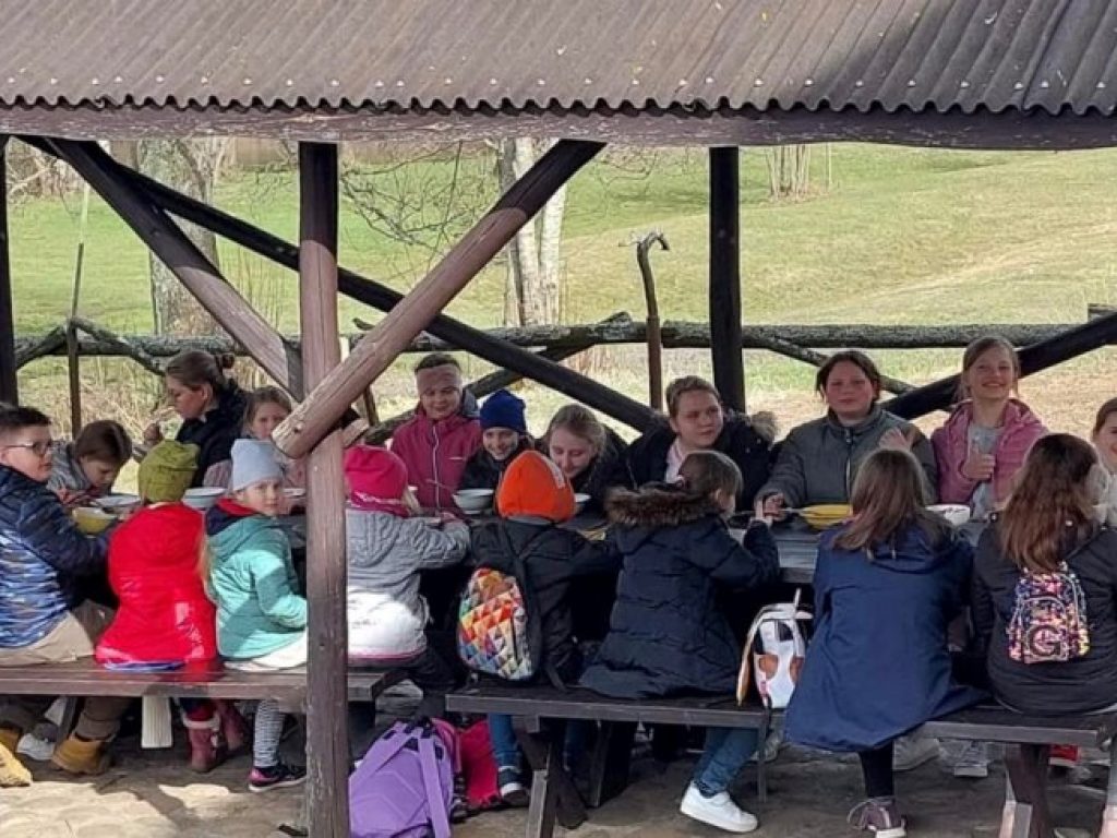 Pažintinė-edukacinė programa „Šv. Velykų belaukiant“