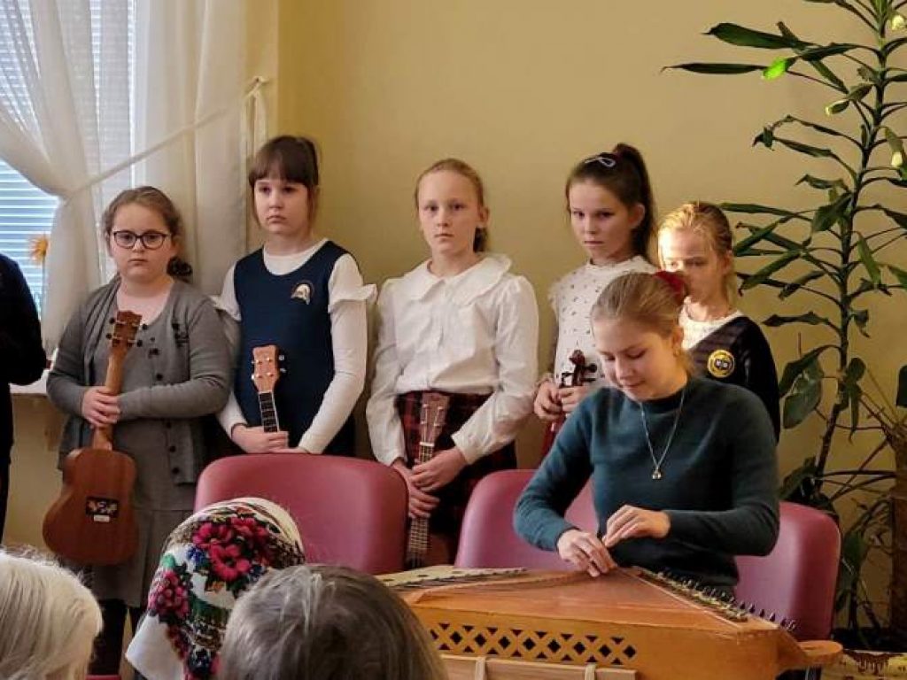 Projekto „Atsigręžk“ advento-Kalėdų renginys