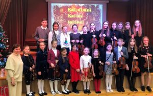 Read more about the article Stebuklingi Kalėdų garsai Alytaus muzikos mokykloje