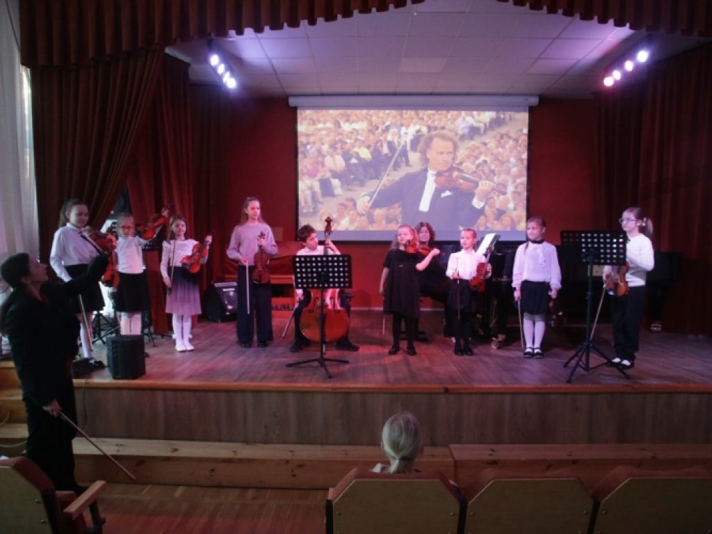 Festivalis „Ekrano melodijos“ – muzika, kurią vaikai girdi ekranuose ir kuria patys