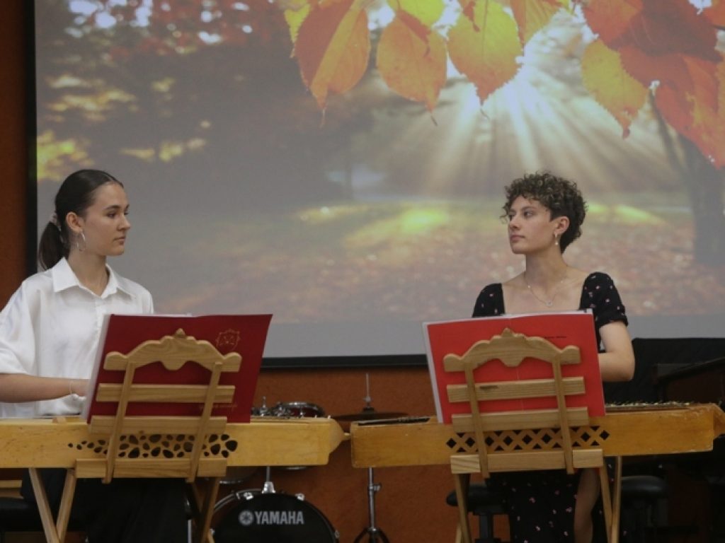 Muzikinis ruduo – jaukumas kanklių skambesyje
